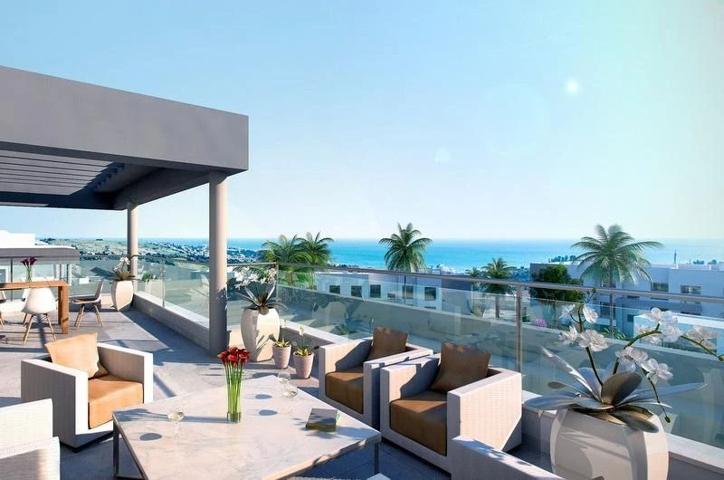 Piso En venta en Estepona photo 0