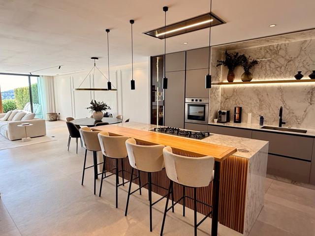 Villa En venta en Benahavís photo 0