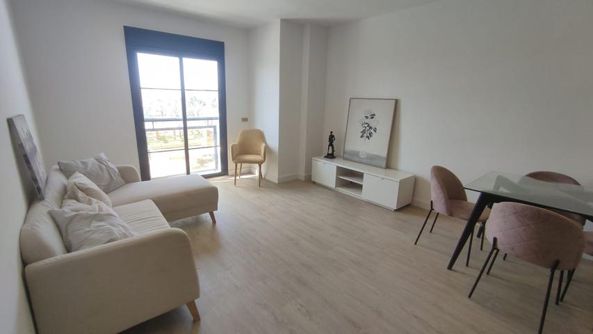 Piso En venta en Carranque photo 0