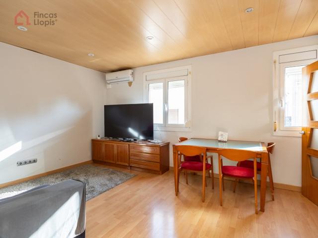 Piso En venta en L'Hospitalet De Llobregat photo 0