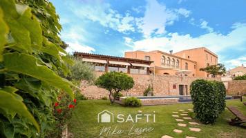 Edificio único en Venta en el Garraf photo 0