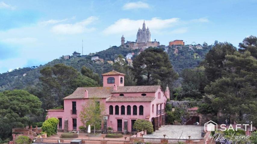 ¡Barcelona a tus pies... Una joya única te espera ! photo 0