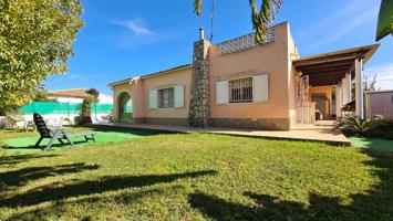 Villa En venta en Els Poblets photo 0