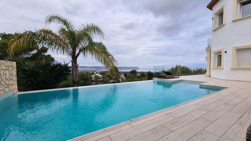 Villa En venta en Jávea-Xàbia photo 0