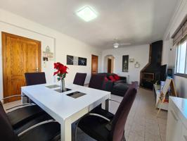 Villa En venta en Oliva photo 0