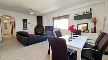 Villa En venta en Oliva photo 0