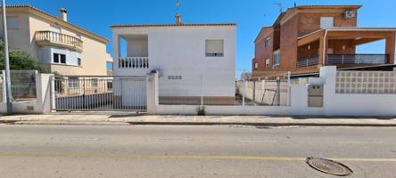 Villa En venta en Oliva photo 0
