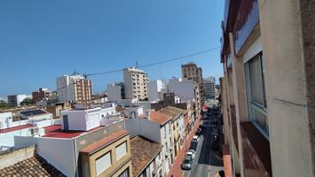 Piso En venta en Oliva photo 0