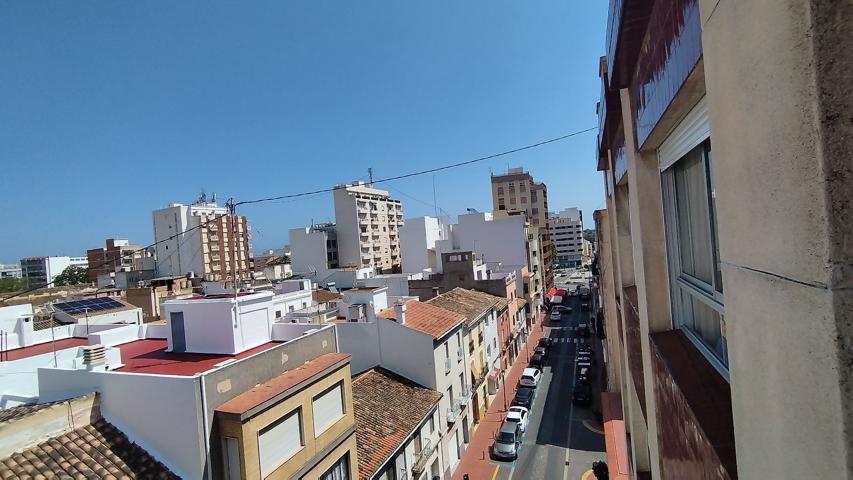 Piso En venta en Oliva photo 0