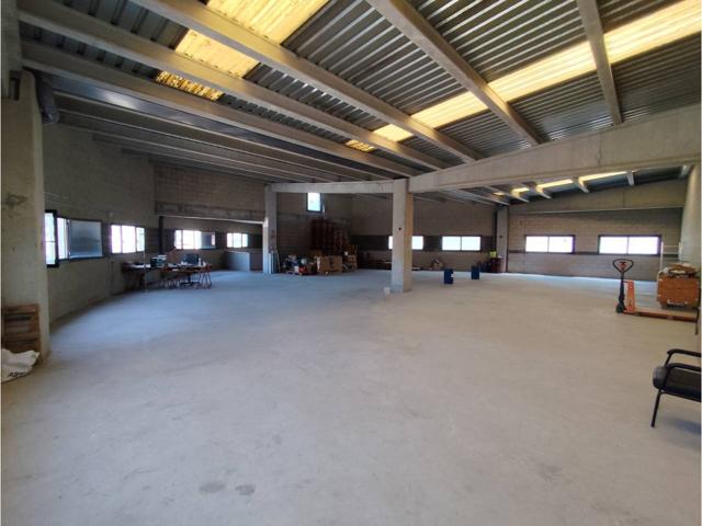 Local en alquiler en Llevant(08700) photo 0