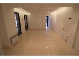 OFICINA EN VENTA EN CAL FONT (POSIBILIDAD DE CAMBIO DE USO A VIVIENDA) photo 0