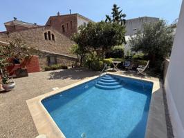 GRAN CASA CON JARDÍN Y PISCINA EN EL CORAZÓN DEL POBLE SEC DE IGUALADA photo 0