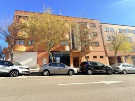 Piso. garaje y trastero en La Prosperidad photo 0