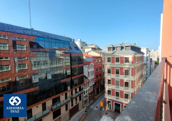 Piso en venta en Calle Orzán 88-90 photo 0