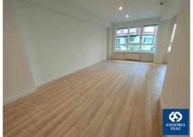 Reforma integral en Avenida de Arteixo. photo 0