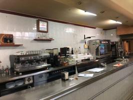 Venta de local comercial en Alcalá de Guadaíra photo 0