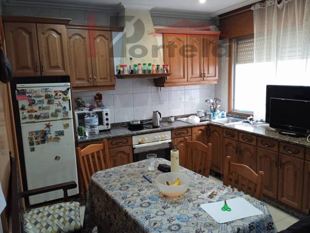 ¡¡EN EXCLUSIVA!! APARTAMENTO EN EL CENTRO DE MARÍN – INVERSIÓN SEGURA CON RENTABILIDAD INMEDIATA | 90.000 € photo 0