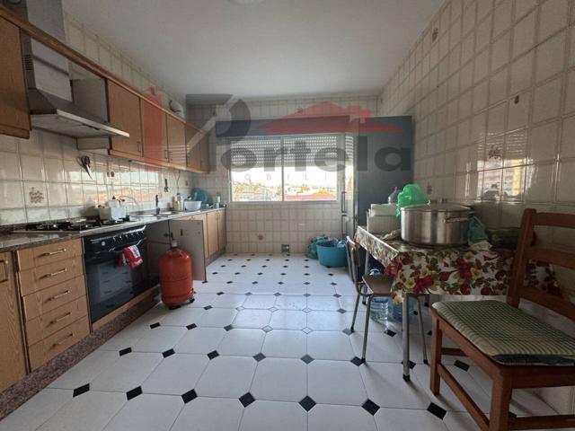 AMPLIO PISO EN POIO, MUY PRÓXIMO A PONTEVEDRA – 125.000 € photo 0