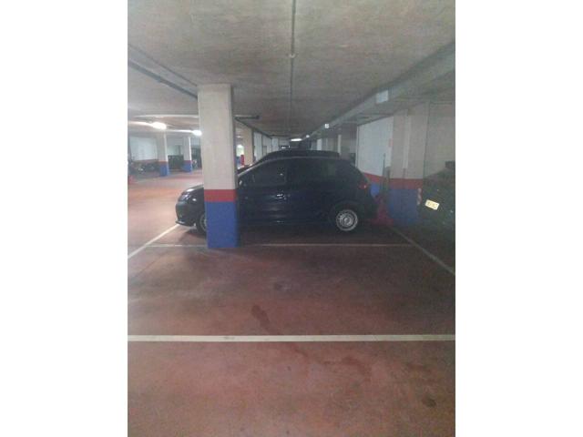 Garaje en venta en Marín photo 0