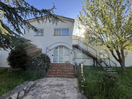 Chalet independiente en Valdemorillo photo 0