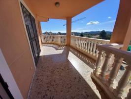 'Terreno en Polop con chalet y potencial para 7 bungalows – Ideal para inversión turística' photo 0
