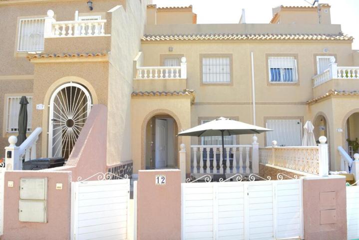 Venta de townhouse en Gran alacant, de 95m2 con 2 dormitorios y 2 baños photo 0