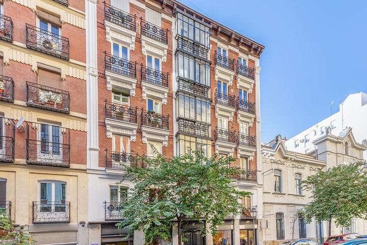 Piso En venta en Castellana photo 0