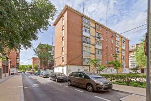 Piso En venta en Los ángeles photo 0