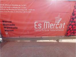 Local En venta en Santa Eulària Des Riu photo 0