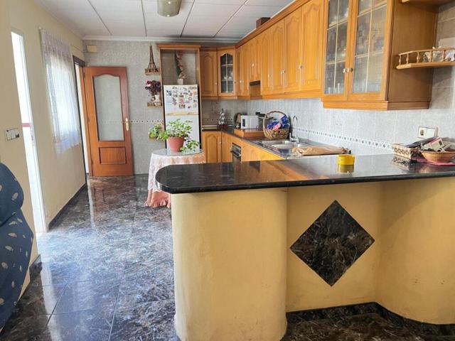 Gran casa en el centro de Almoradí photo 0