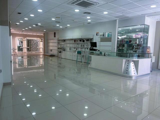 Local Comercial en el centro de Almoradí photo 0