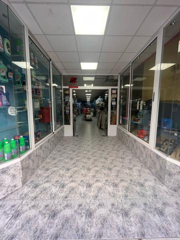Local En venta en Orriols photo 0