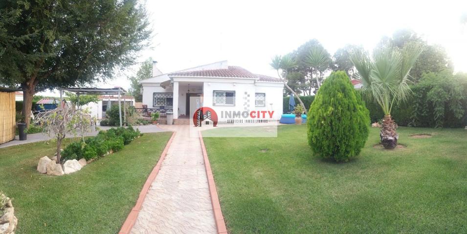 Villa En venta en Benaguasil photo 0