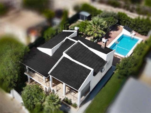 Villa En venta en Pedralba photo 0