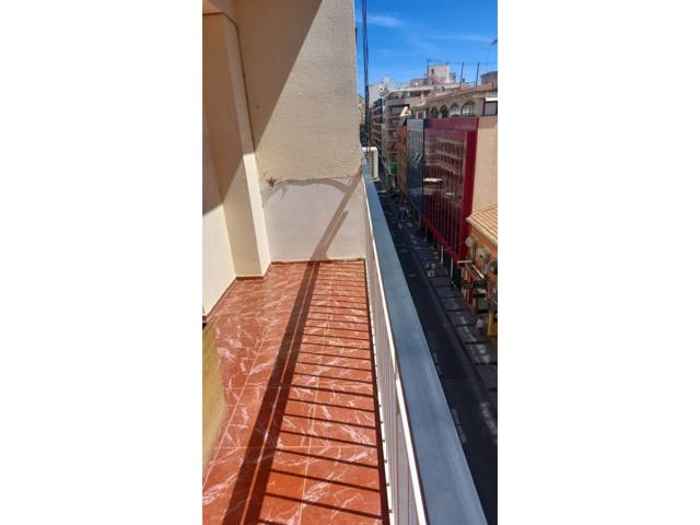 Vivienda Luminos con terraza y trastero en pleno centro de Alicante - Calle Reyes Católicos photo 0