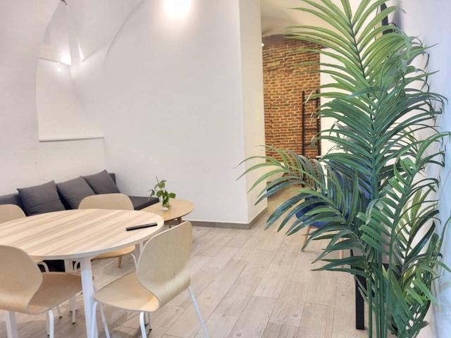 En venta Loft moderno en el corazón del Barrio de Las Letras, Madrid photo 0