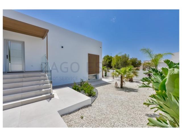 Villa En venta en Finestrat photo 0