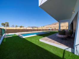 Villa En venta en Finestrat photo 0