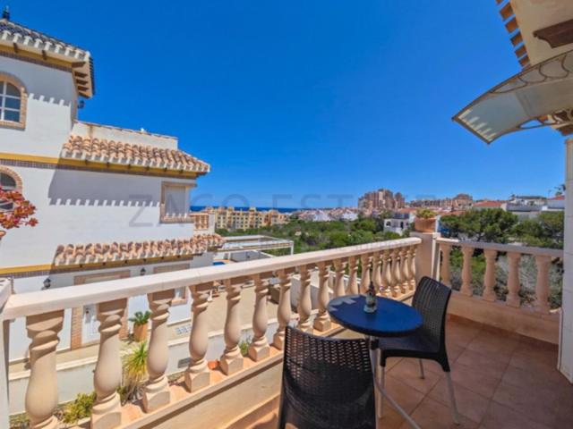 Piso En venta en Torrevieja photo 0