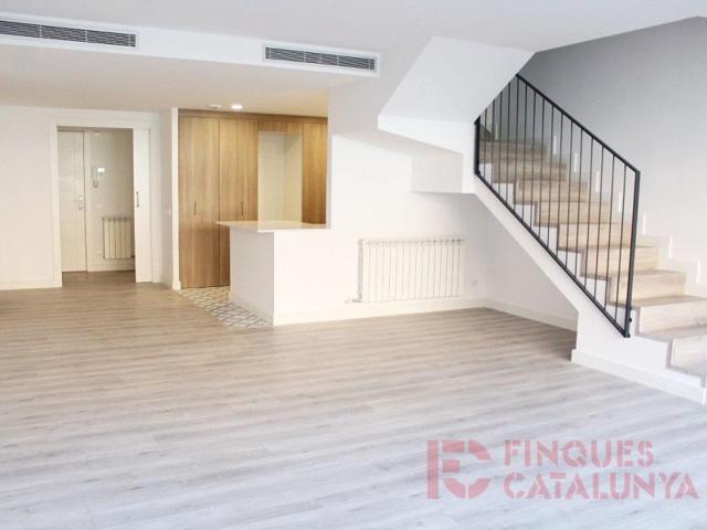 Piso En venta en Girona photo 0