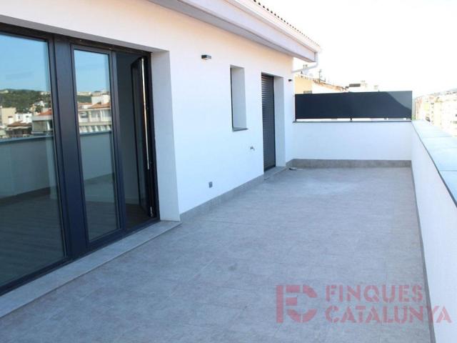 Piso En venta en Girona photo 0