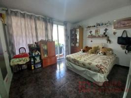 Piso En venta en Girona photo 0