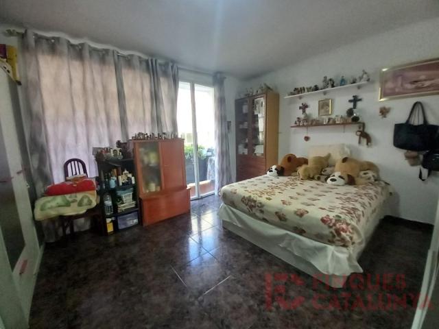 Piso En venta en Girona photo 0