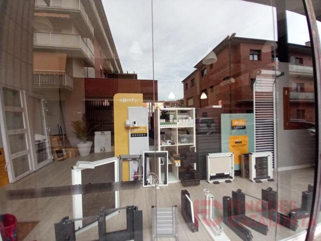 Local En venta en Girona photo 0