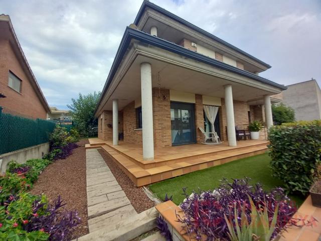 Casa En venta en Celrà photo 0