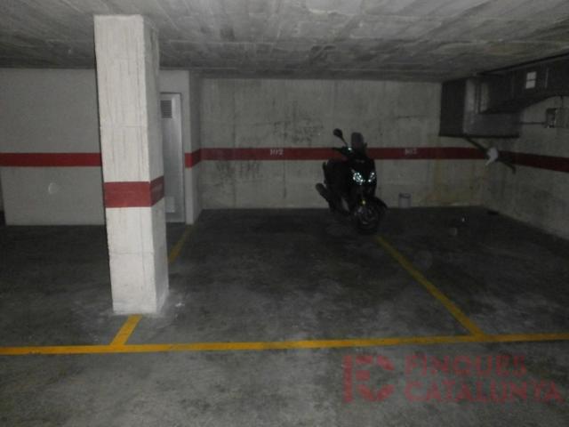 Parking Subterráneo En venta en Girona photo 0