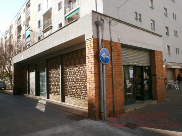Local En venta en Girona photo 0