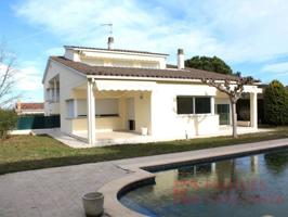 Casa En venta en Riudellots De La Selva photo 0