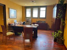 Piso En venta en Girona photo 0