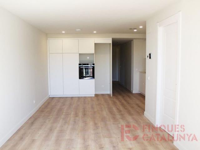 Piso En venta en Girona photo 0